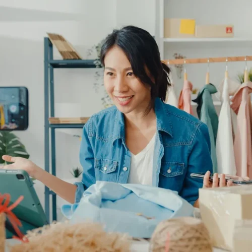 ที่ฝากของพ่อค้า แม่ค้า